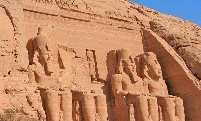 Ile kosztuje Mazda z salonu?